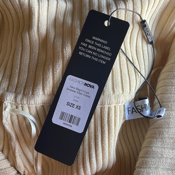 Cream off the shoulders long sleeve dress - Picture 8 of 8